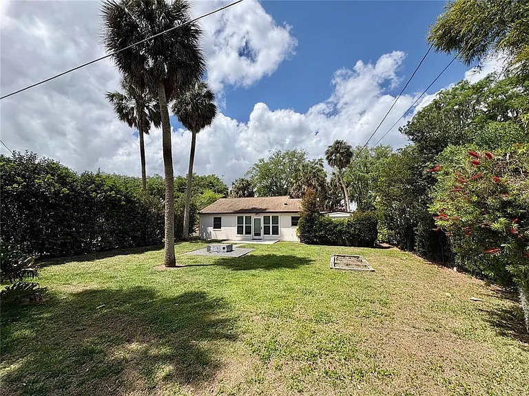 438 Lakeview Ave — Photo 17