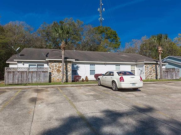 3rd image of 8301 Country Walk Dr #8301-8309-8317