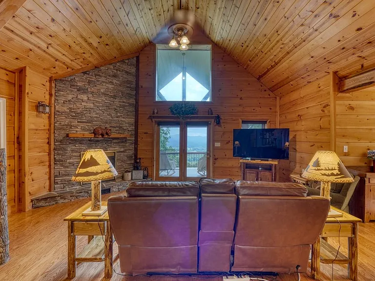 358 Kellie Drive II #II — Photo 15