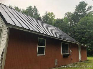 91 Village St, China, ME 04358