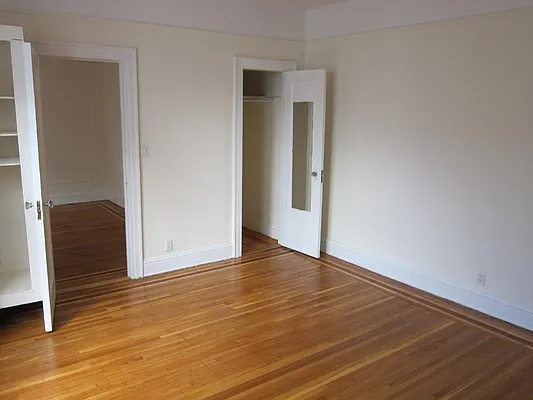 Rented by Realty 2000 Corp | media 5