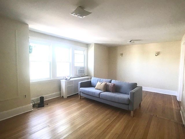 1st image of 21-18 28th St #2