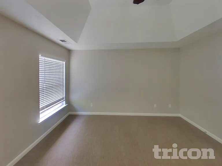 8292 Eastshore Dr — Photo 9