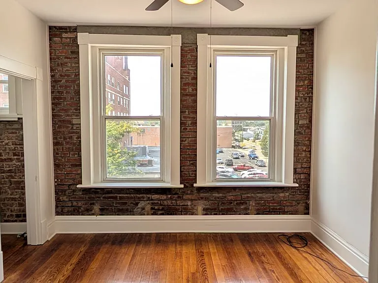 128 N Broad St — Photo 1