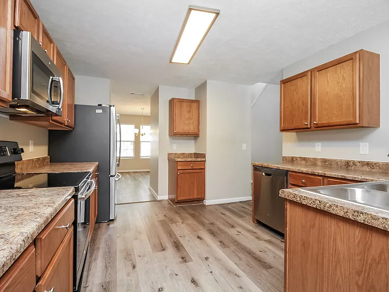 813 Creek Oak Dr — Photo 10