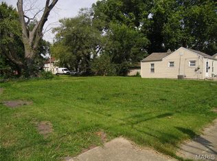 301 N 11th St, Belleville, IL 62220