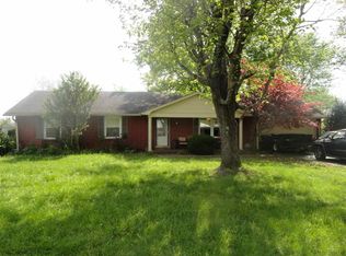 196 Cumberland Cir, Bowling Green, KY