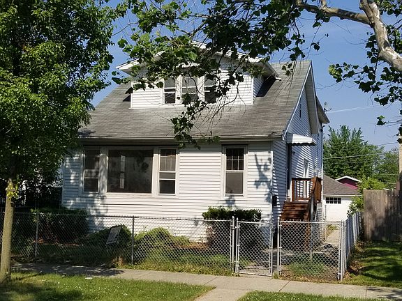 2nd image of 139 Washington Ave