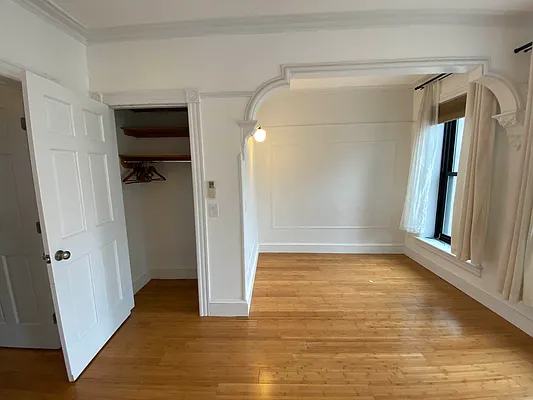 Rented by Compass | media 19