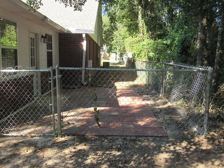 1700 Lake Mars Ave — Photo 13