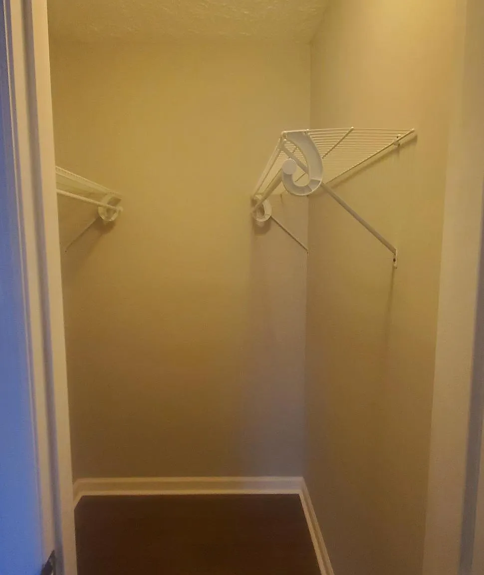 1304 Clover Valley Way — Photo 4