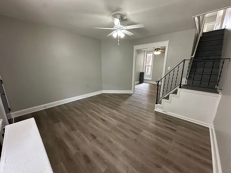 5743 Pemberton St — Photo 5