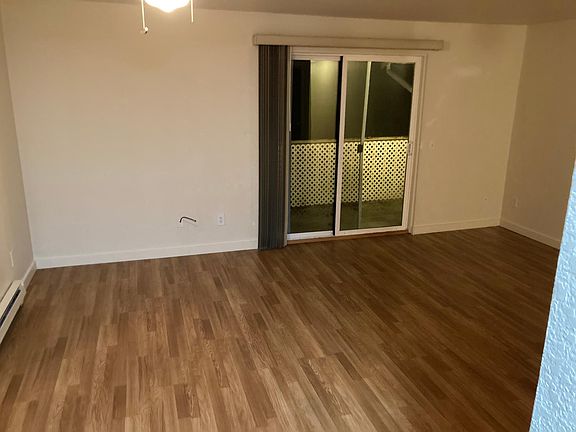 4th image of 250 S 162nd St #14