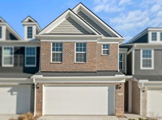 4151 Nottingham Cir, Clarkston, MI 48346