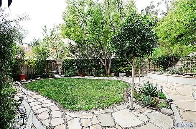 29581 Crown Crk — Photo 2