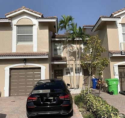 1st image of 5471 NW 90th Ter