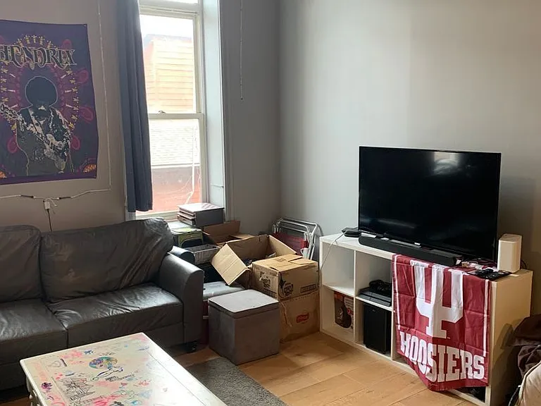 204 N Walnut St #B — Photo 6