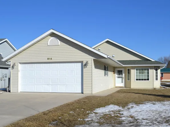 914 Alice Dr, Thief River Falls, MN 56701