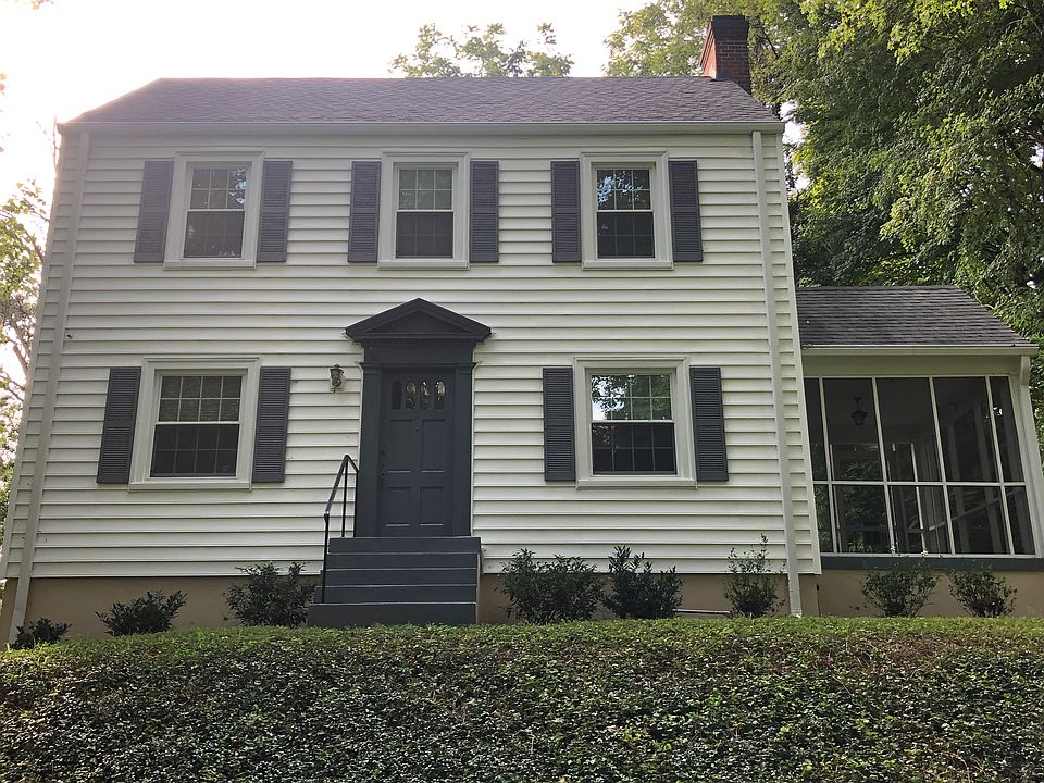 1st image of 1605 Somerset Dr