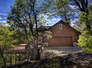27574 N Bay Rd, Lake Arrowhead, CA 92352