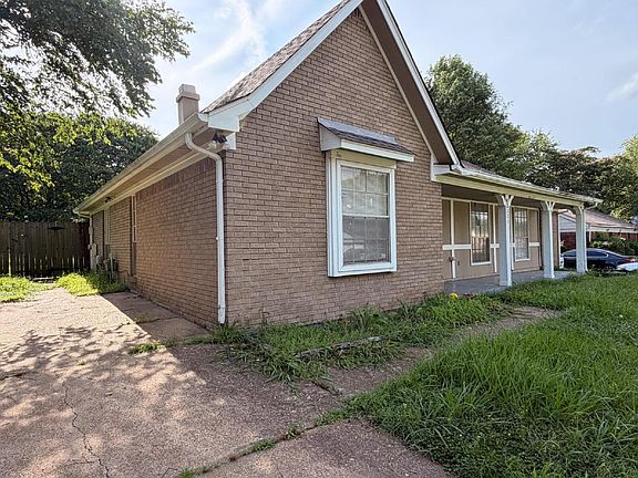 2nd image of 4311 Springwind Rd