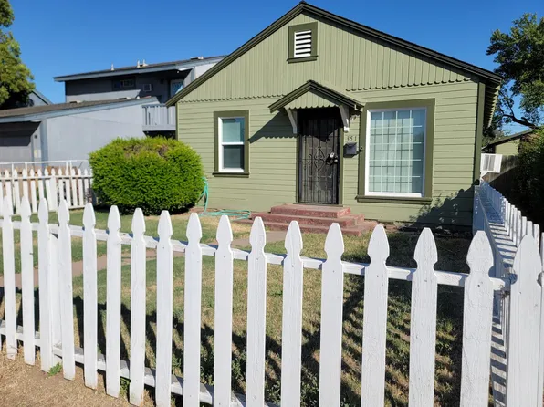 351 W I St, Oakdale, CA 95361