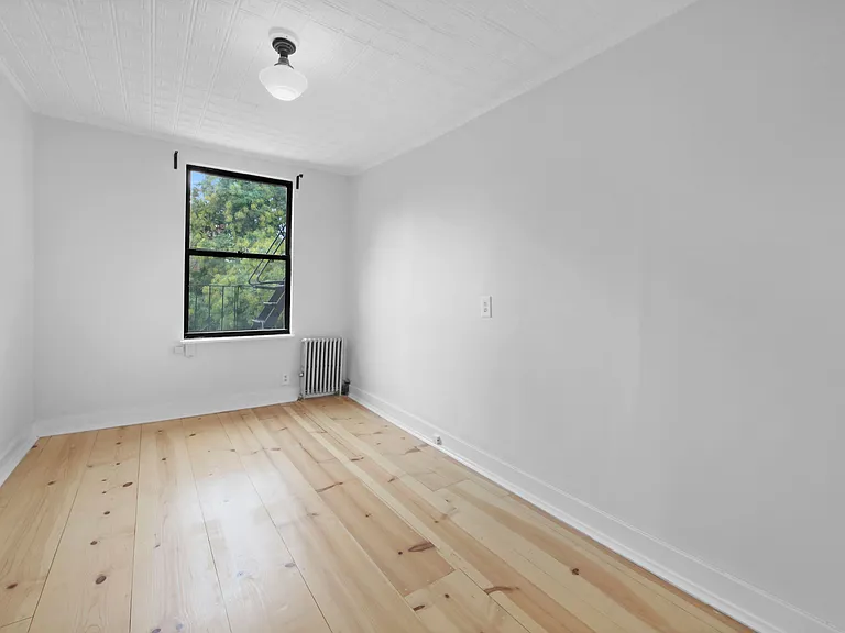 43 Douglass St #2 — Photo 5