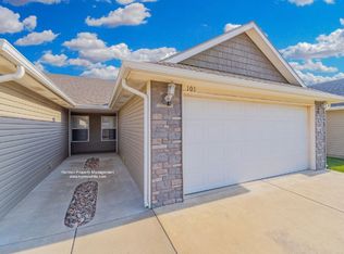 5326 N Hillside St #101, Wichita, KS 67219