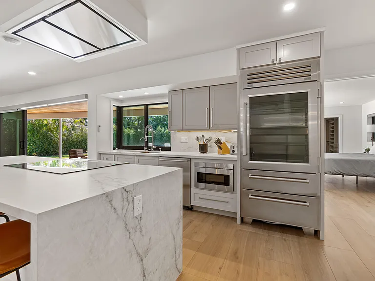 820 Canary Walk — Photo 7
