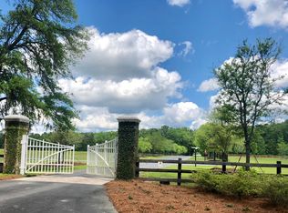 16 Leaning Oak Ln, Ravenel, SC 29470