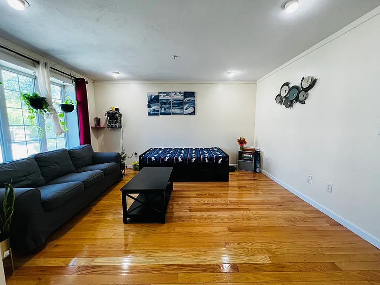 100 Nutting Rd #C2 — Photo 8