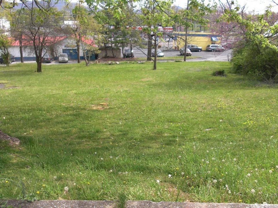 1st image of 1015 Johnson Ave