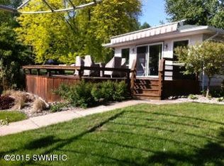 12316 Sunset Dr, Three Rivers, MI 49093