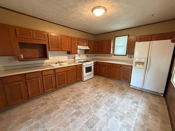 5th image of 2811 E 16th St