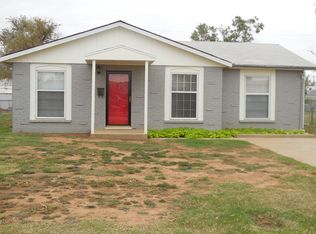 412 Mars St, Altus, OK 73521
