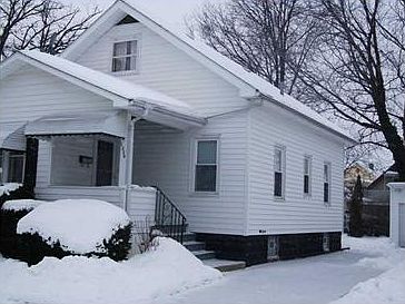1st image of 1326 W 31st St