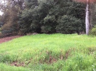 3049 Lakeview Dr, Nice, CA 95464