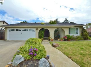 18690 E Cavendish Dr, Castro Valley, CA