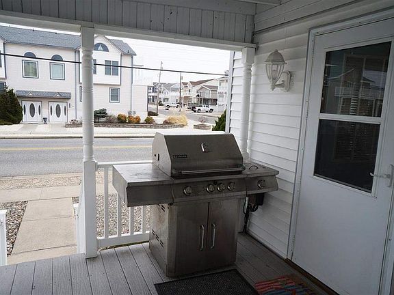 4th image of 105 78th Street