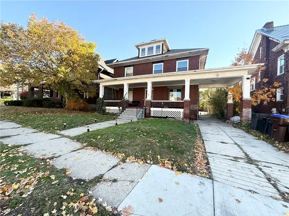 92 Euclid Ave, Sharon, PA 16146