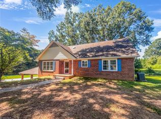 3440 Transou Rd, Pfafftown, NC 27040