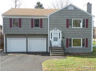 6349 Main St, Trumbull, CT 06611