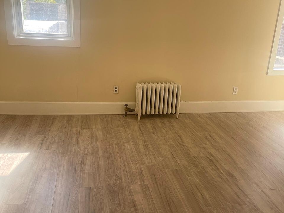 1st image of 8929 116th St #1