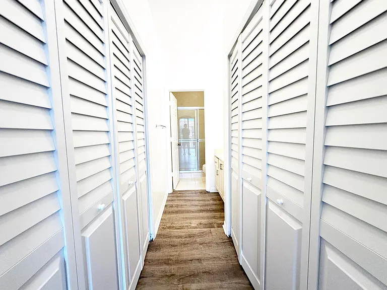614 SW 106th Ave #1507 — Photo 9