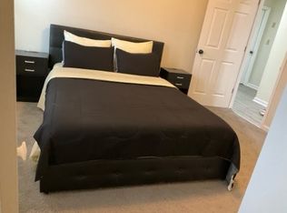 2 Kansas Ct, Hampton, VA 23669