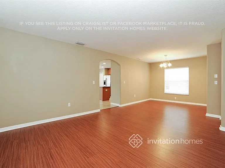 3328 Thistledown Ln — Photo 3