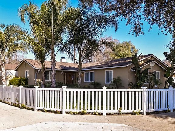 5th image of 22244 Gifford St