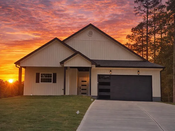 124 Oklahoma Dr, Louisburg, NC 27549