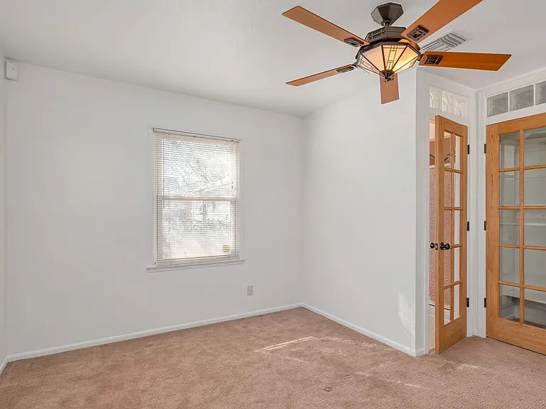 2930 Cedar St — Photo 12