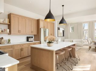 10931 Serenbe Ln, Chattahoochee Hills, GA 30268